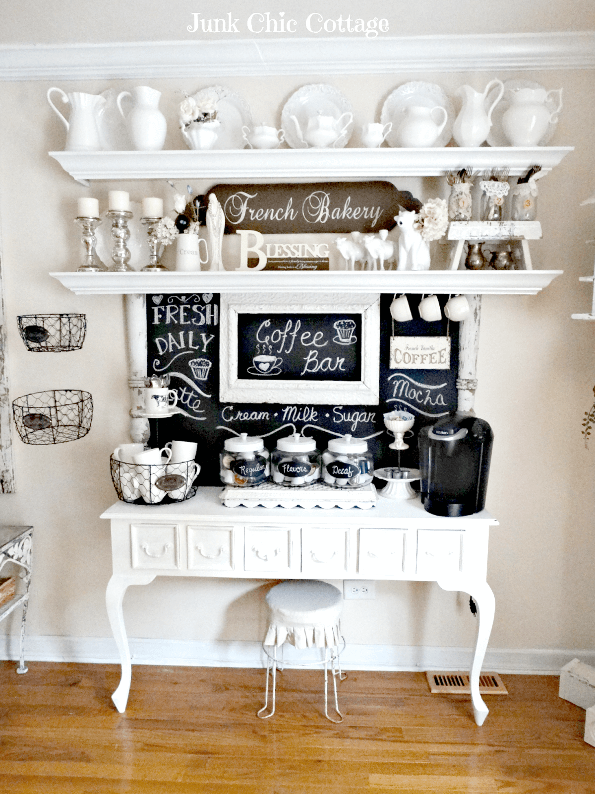 A Bride Cafe at Your Home