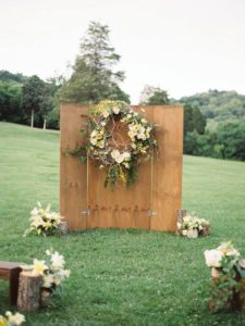 diy wedding backdrop fabric