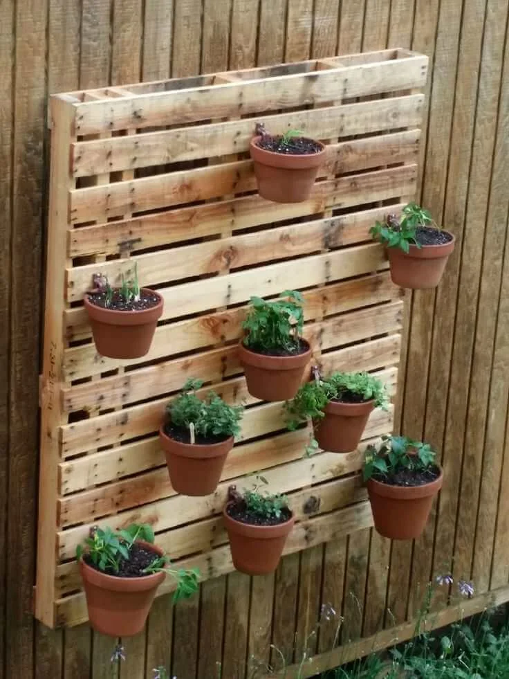 Pallet-Container-Garden