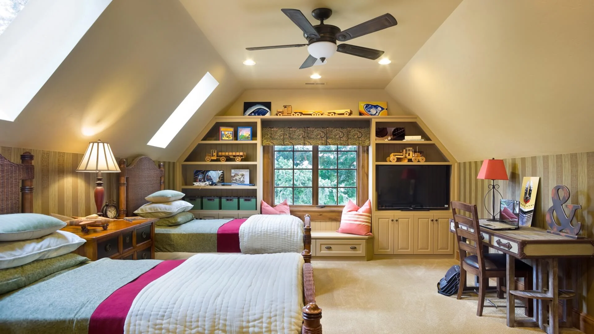 Bonus Room Bedroom Ideas 